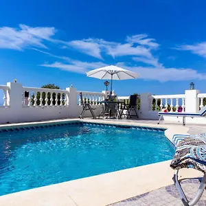 https://holiday-home-las-brisas.hotelsinnerja.org